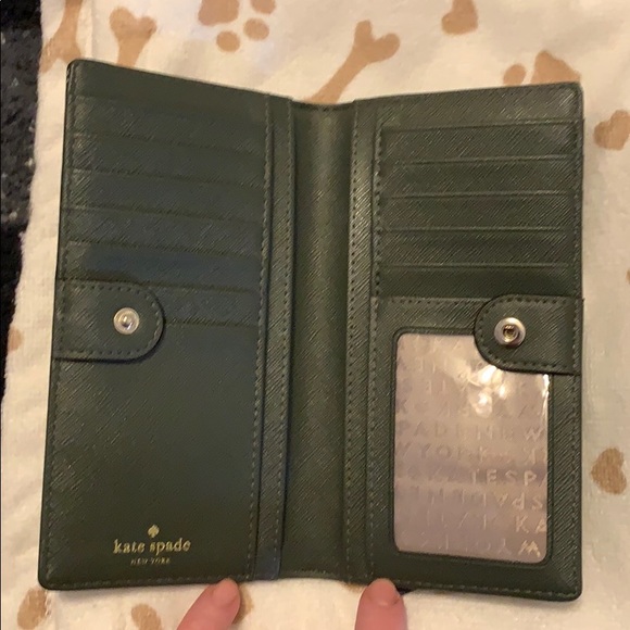 Authentic Kate Spade Stacy wallet. - Picture 2 of 4